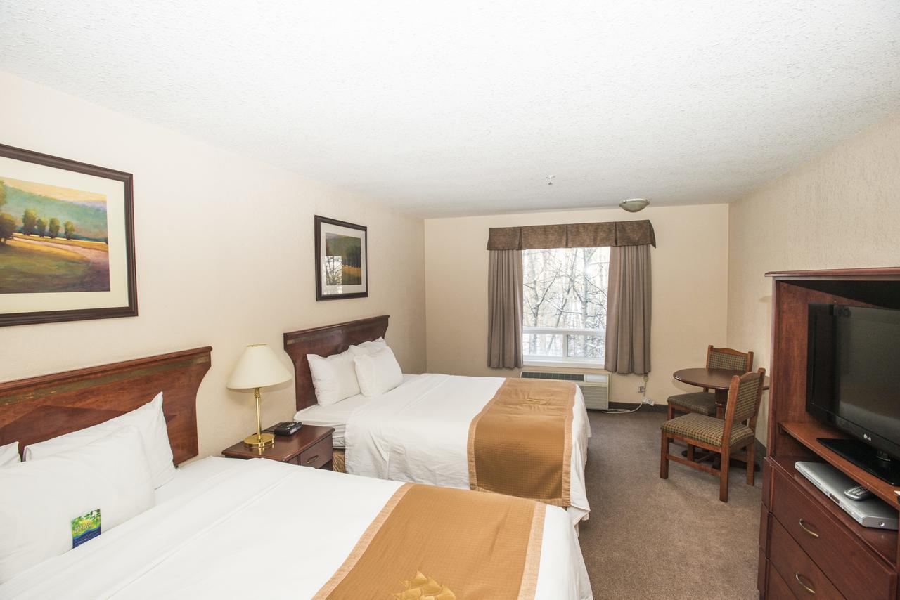 Lakeview Inns & Suites - Chetwynd Buitenkant foto