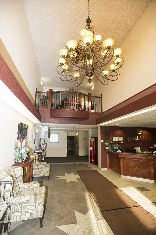 Lakeview Inns & Suites - Chetwynd Buitenkant foto
