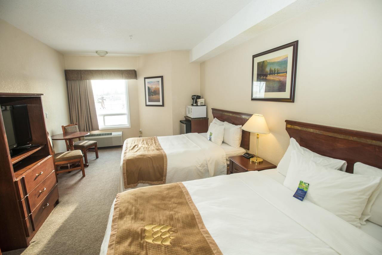 Lakeview Inns & Suites - Chetwynd Buitenkant foto