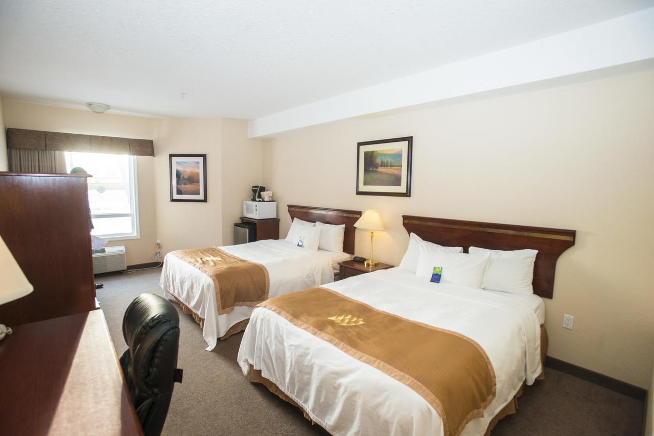 Lakeview Inns & Suites - Chetwynd Buitenkant foto