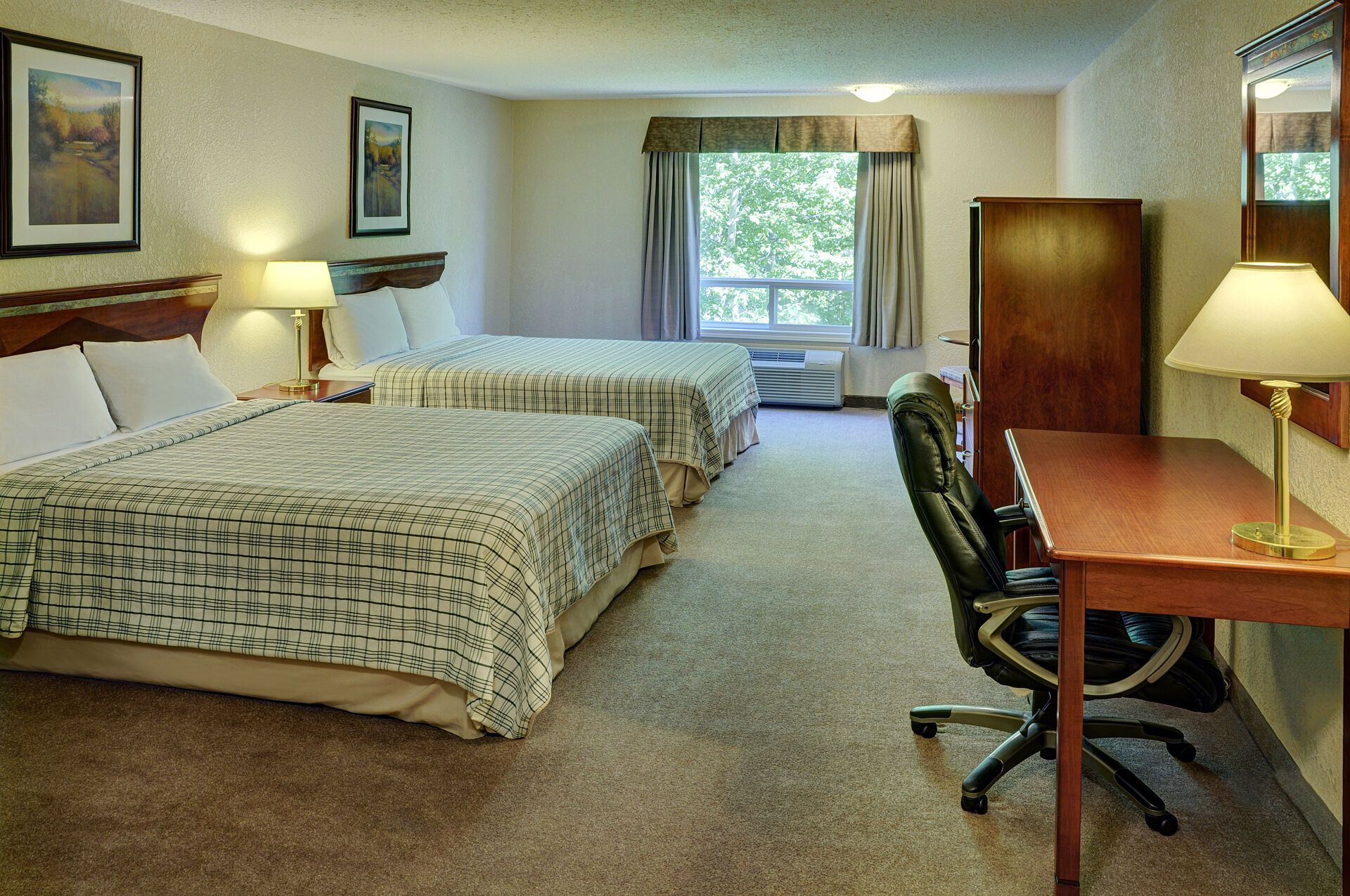 Lakeview Inns & Suites - Chetwynd Buitenkant foto